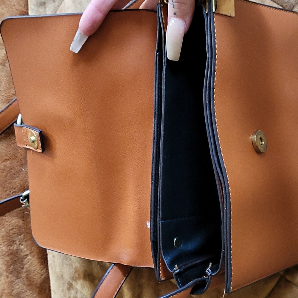 Orange Chain Bag - Picture 2 of 2